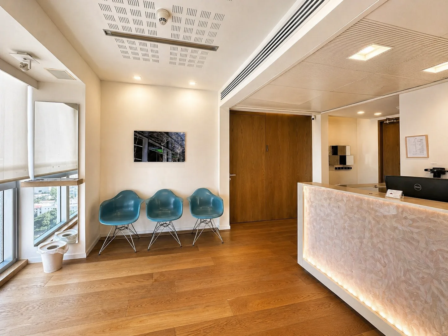 כניסה ראשית